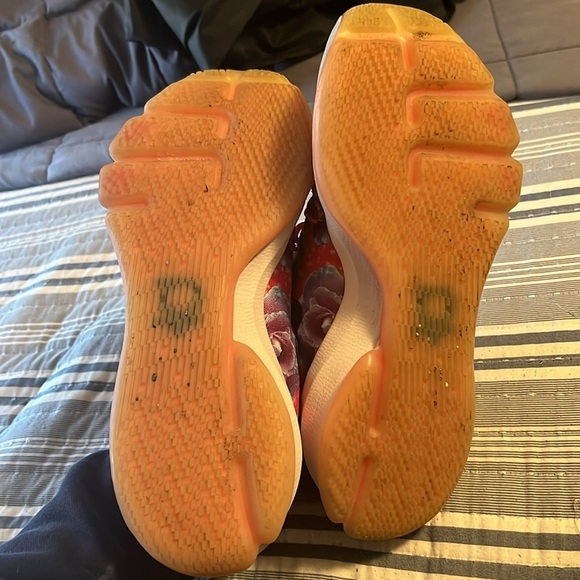 KD Aunt Pearl Low Top Mens Sneakers Size 9.5 - Picture 4 of 5